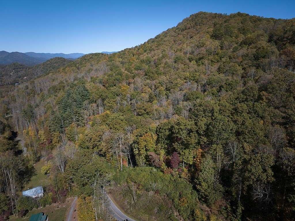 31 Acres of Recreational & Residential Land for Sale in Whittier, North Carolina