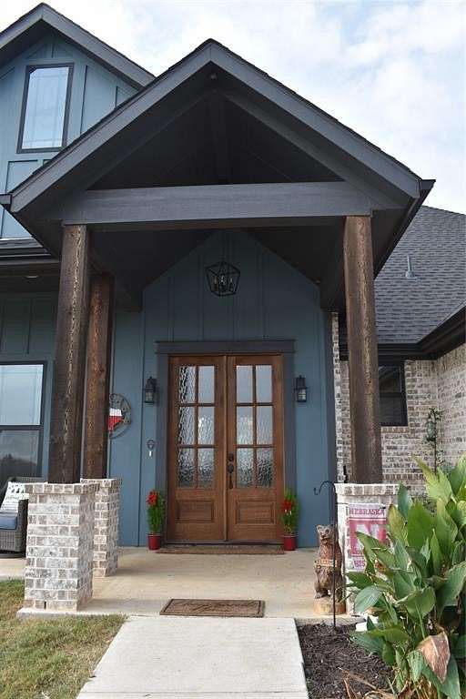 7.15 Acres of Land with Home for Sale in Grandview, Texas