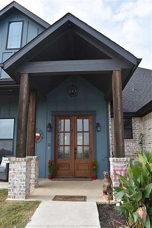 7.15 Acres of Land with Home for Sale in Grandview, Texas