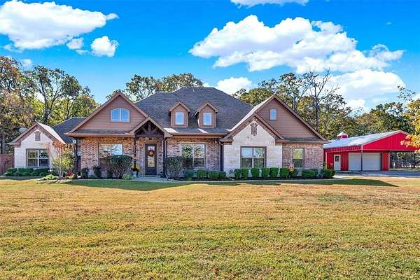 1.5 Acres of Residential Land with Home for Sale in Royse City, Texas