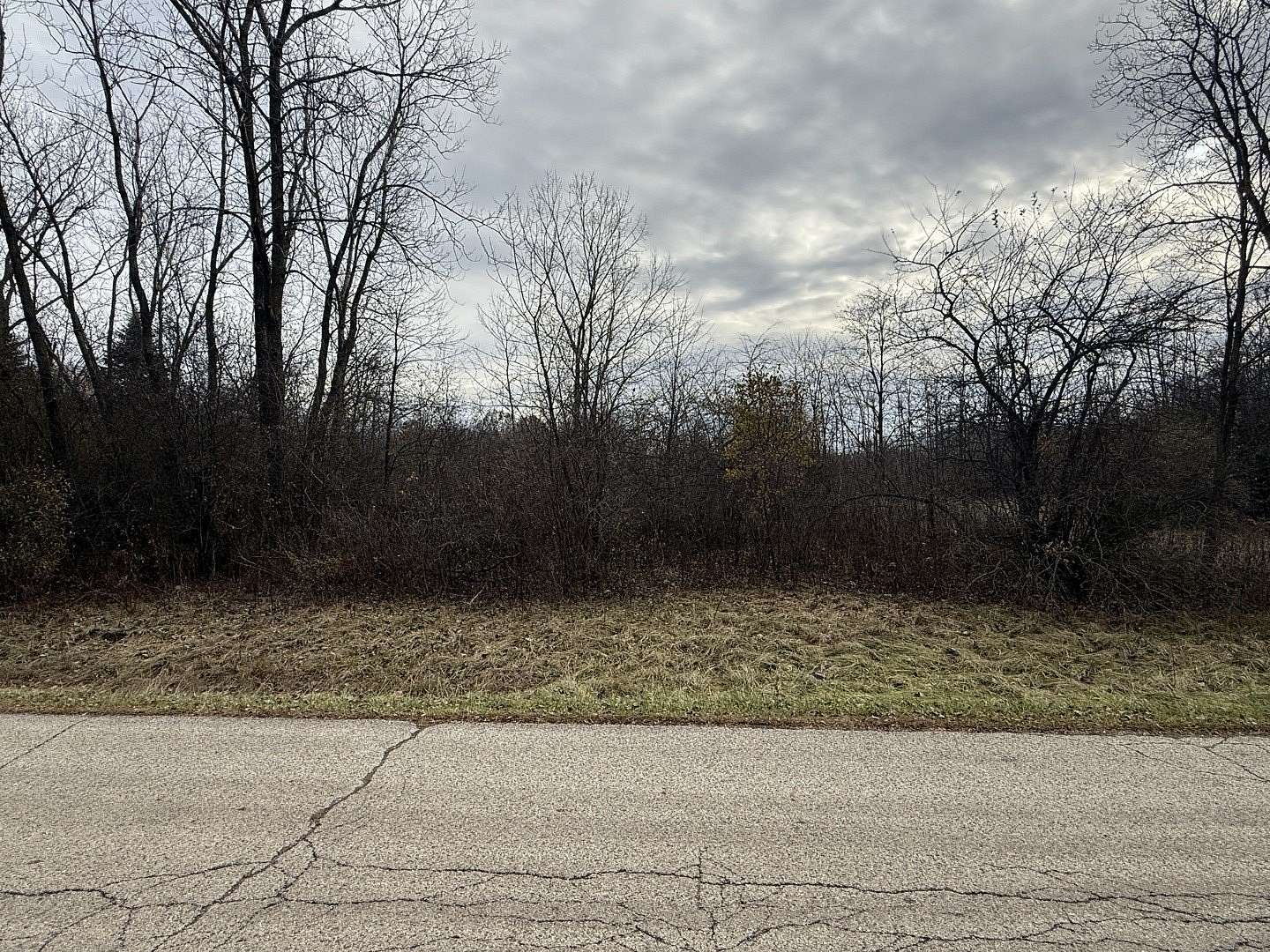 2.1 Acres of Residential Land for Sale in Winthrop Harbor, Illinois