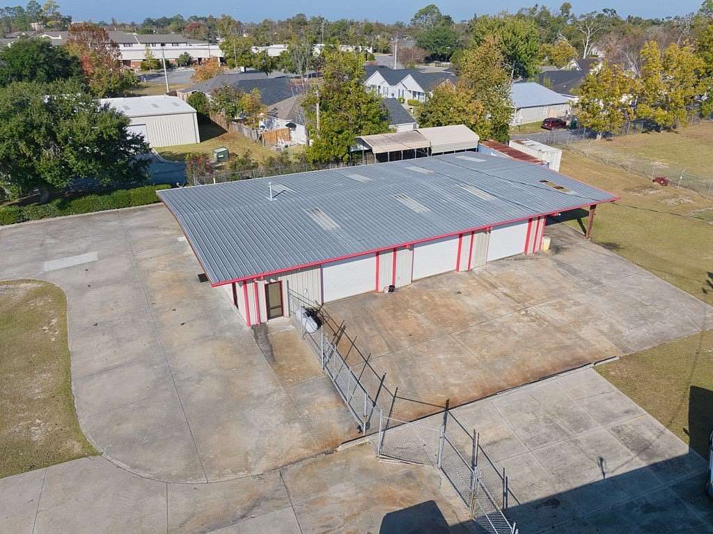 1.6 Acres of Improved Mixed-Use Land for Sale in Valdosta, Georgia