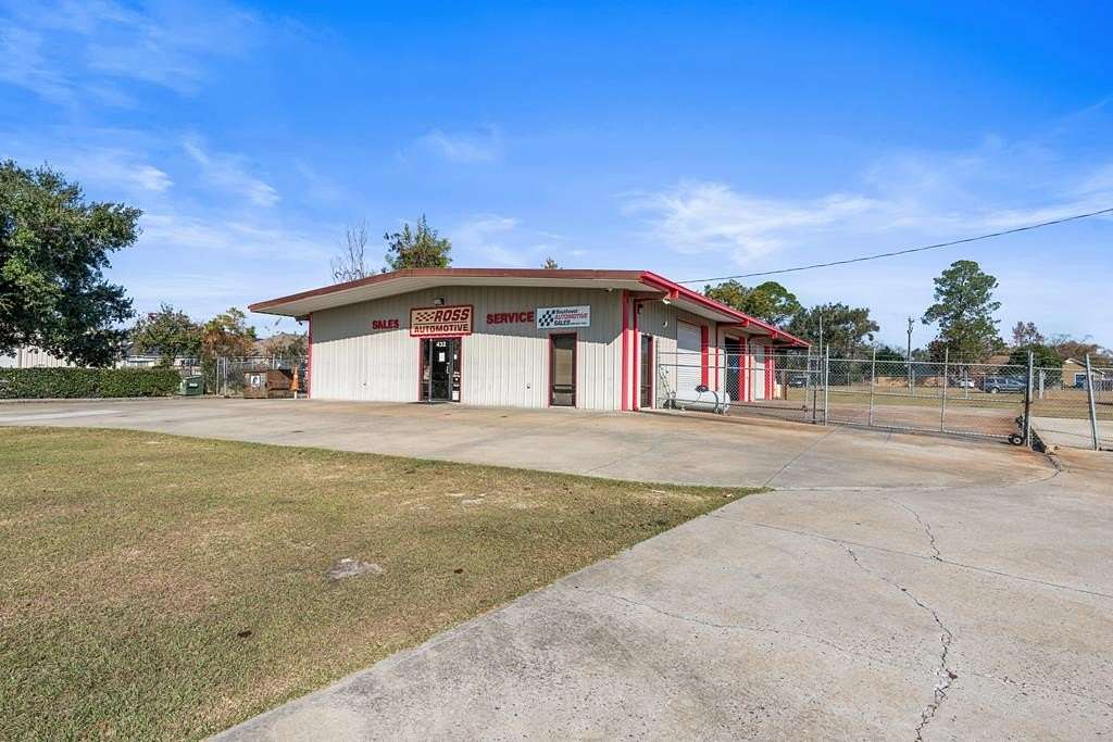 1.6 Acres of Improved Mixed-Use Land for Sale in Valdosta, Georgia