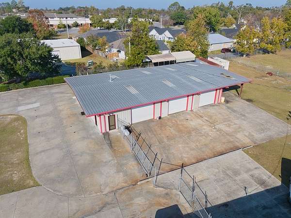 1.6 Acres of Improved Mixed-Use Land for Sale in Valdosta, Georgia
