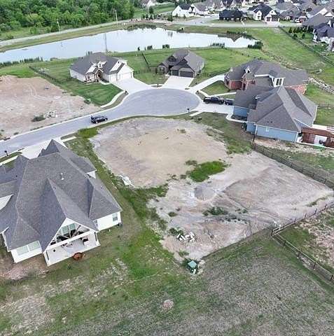 0.39 Acres of Residential Land for Sale in Catoosa, Oklahoma