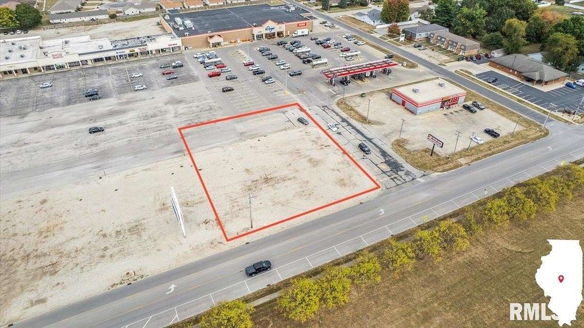 0.6 Acres of Commercial Land for Sale in Taylorville, Illinois