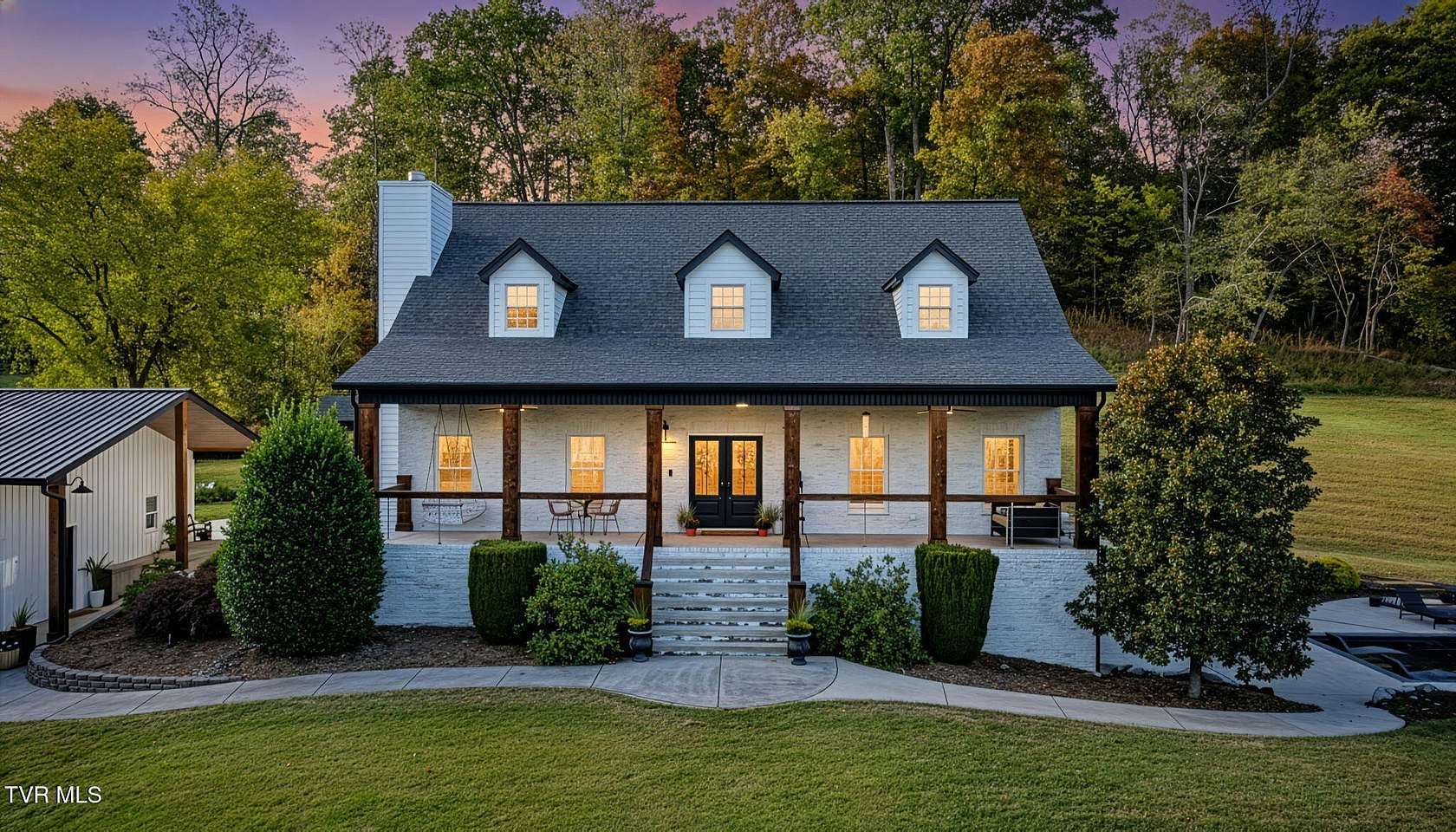 20.6 Acres of Agricultural Land with Home for Sale in Blountville, Tennessee