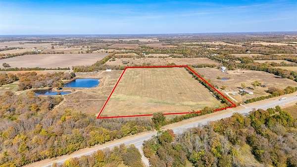 20 Acres of Land for Sale in Bonham, Texas