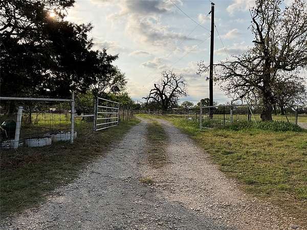 24.1 Acres of Land for Sale in Mineral Wells, Texas