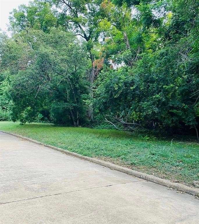 0.39 Acres of Residential Land for Sale in Cedar Hill, Texas