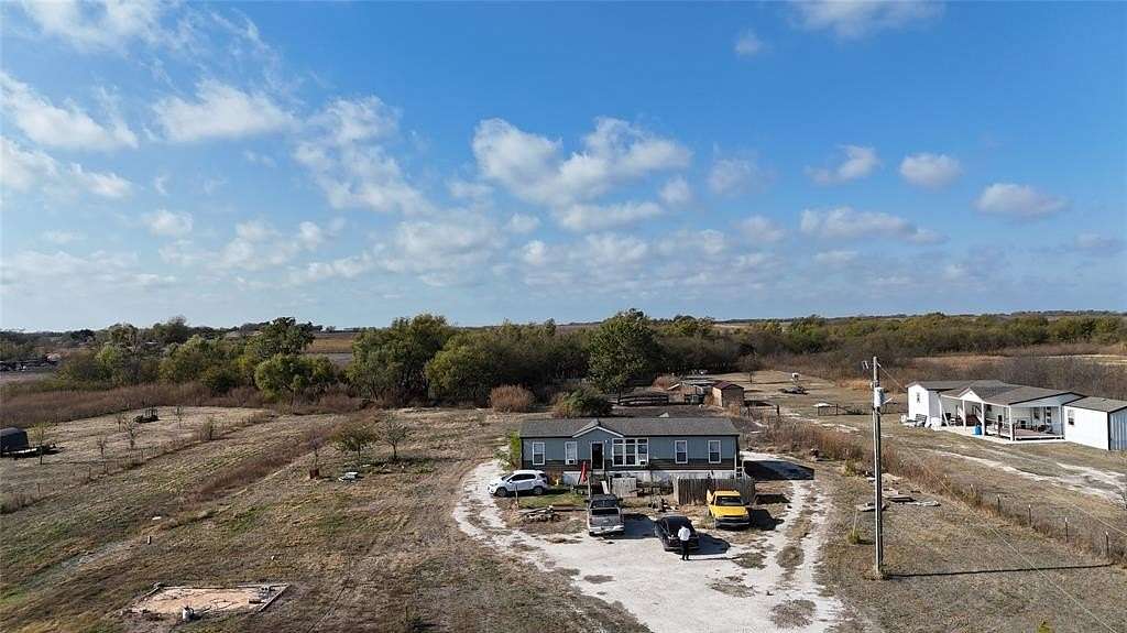 1.87 Acres of Residential Land with Home for Sale in Hillsboro, Texas