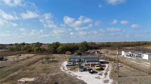 1.87 Acres of Residential Land with Home for Sale in Hillsboro, Texas