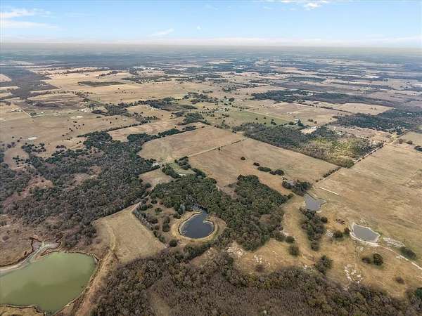 142 Acres of Recreational Land & Farm for Sale in Purdon, Texas