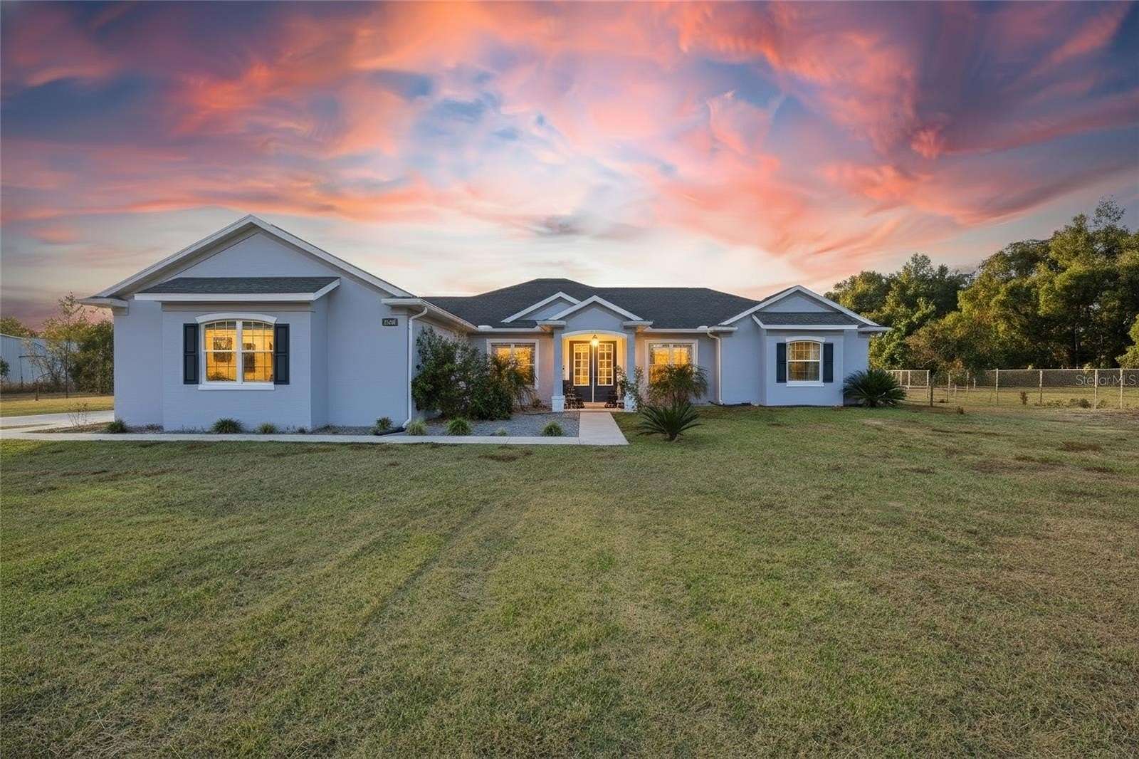 5 Acres of Residential Land with Home for Sale in Ocala, Florida