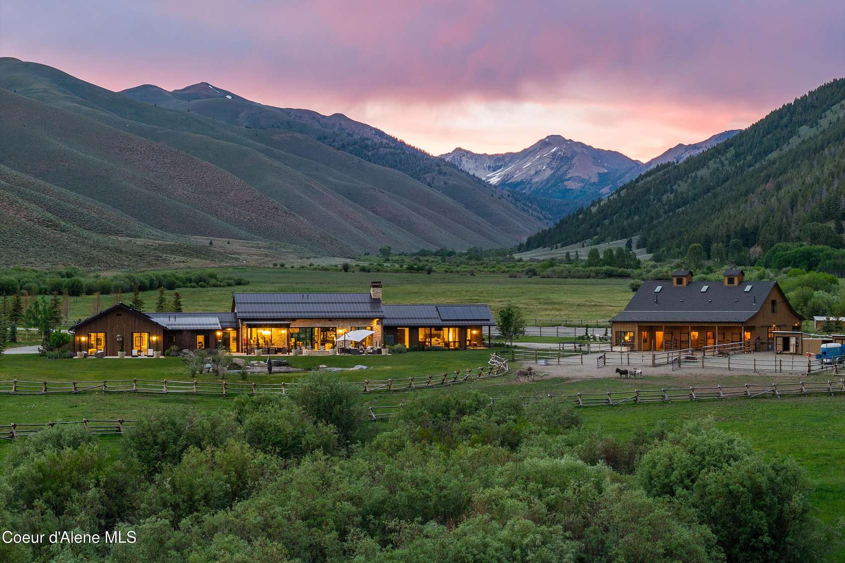 260 Acres of Land with Home for Sale in Hailey, Idaho
