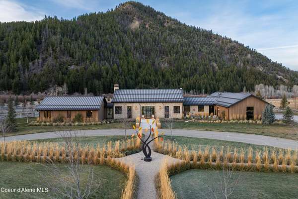 260 Acres of Land with Home for Sale in Hailey, Idaho