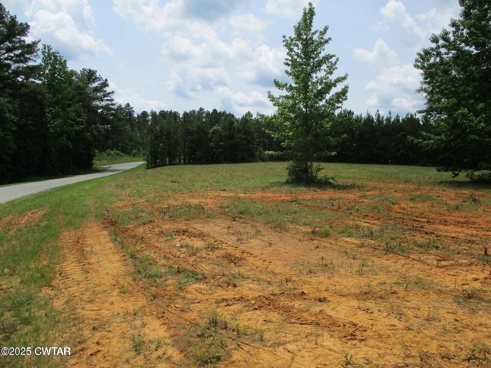 2 Acres of Land for Sale in Scotts Hill, Tennessee
