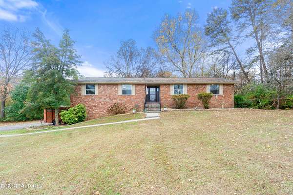 1.76 Acres of Residential Land with Home for Sale in Knoxville, Tennessee