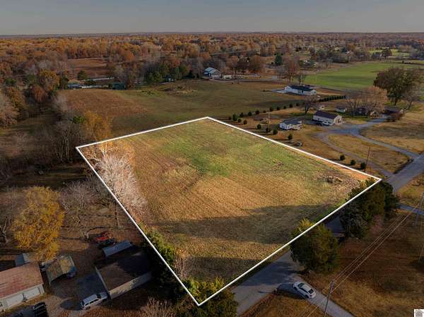 1.88 Acres of Residential Land for Sale in Benton, Kentucky