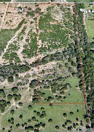 5 Acres of Residential Land for Sale in St. Hedwig, Texas