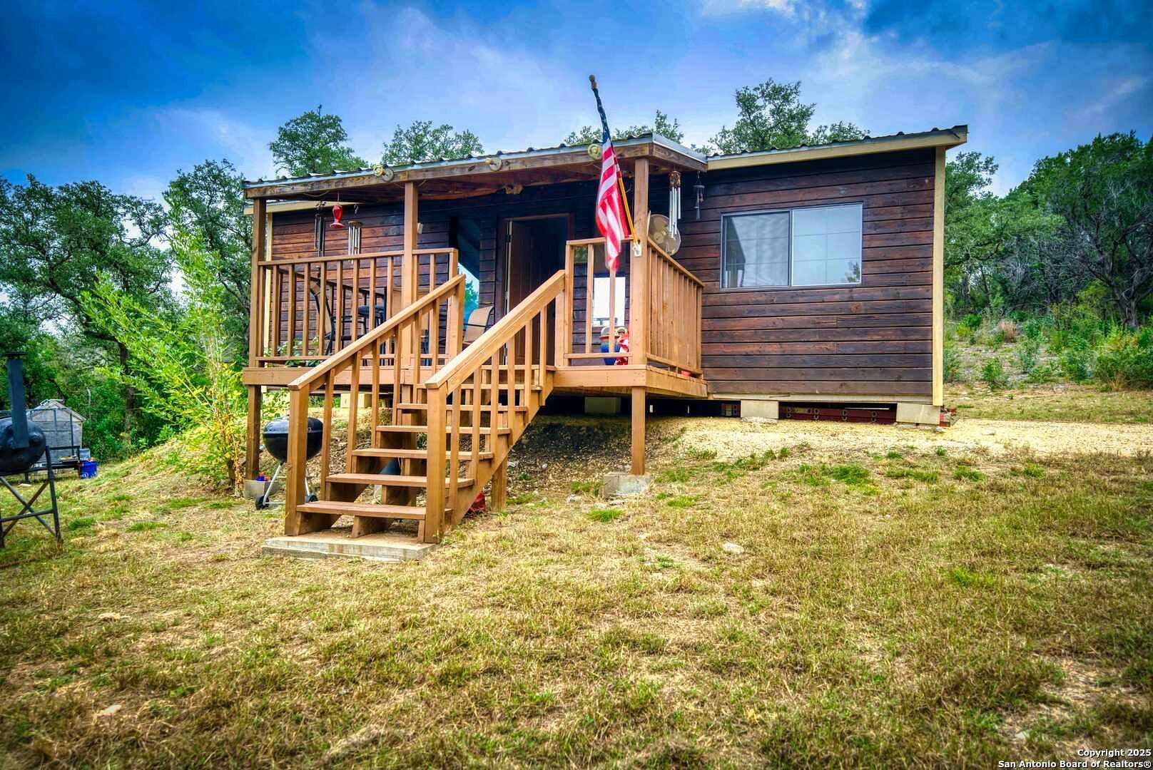 10 Acres of Improved Recreational Land for Sale in Hondo, Texas