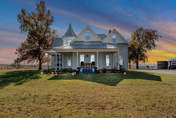 37 Acres of Recreational Land & Farm for Sale in Bellevue, Texas