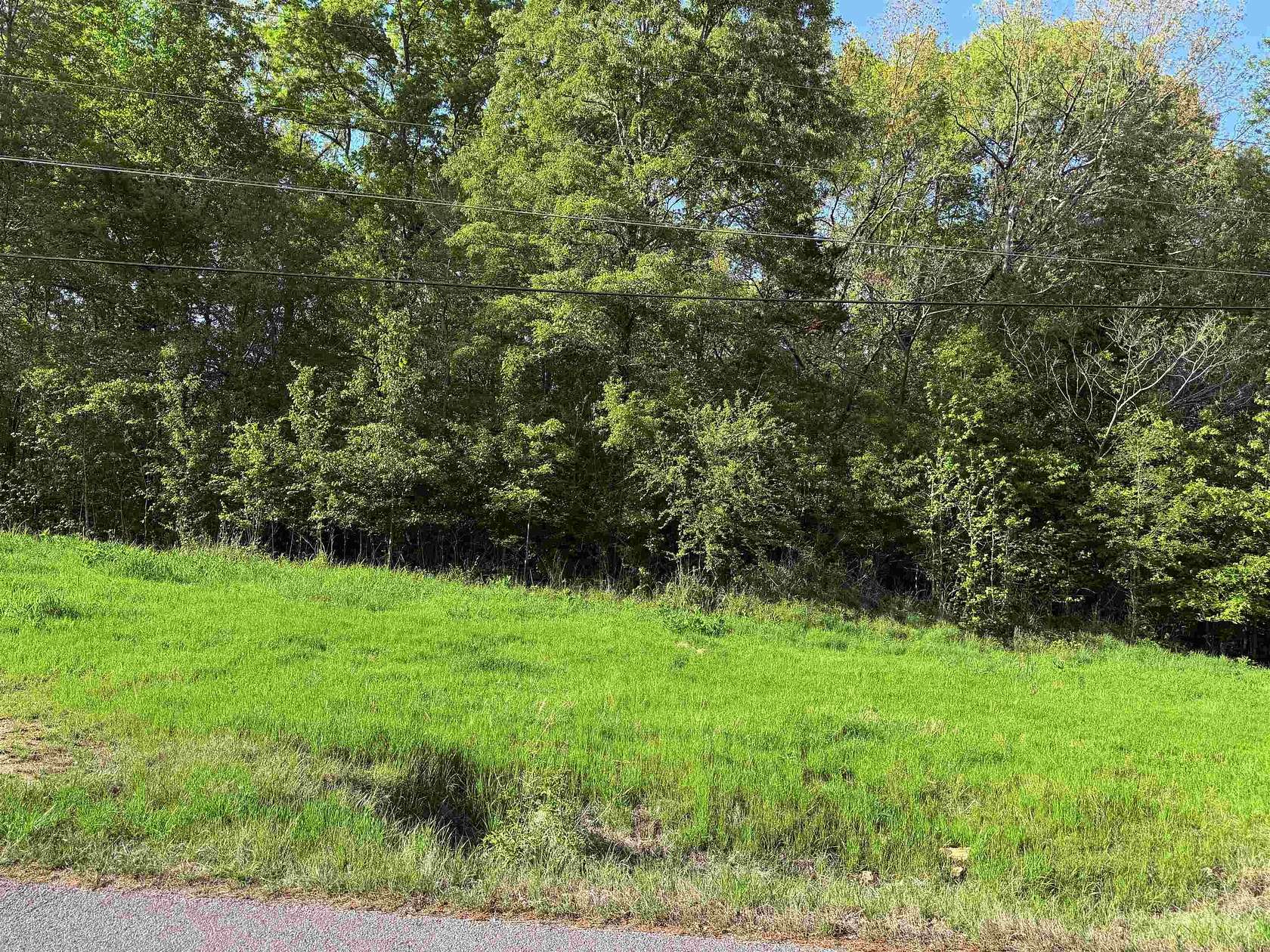 5.58 Acres of Residential Land for Sale in Tuscumbia, Alabama