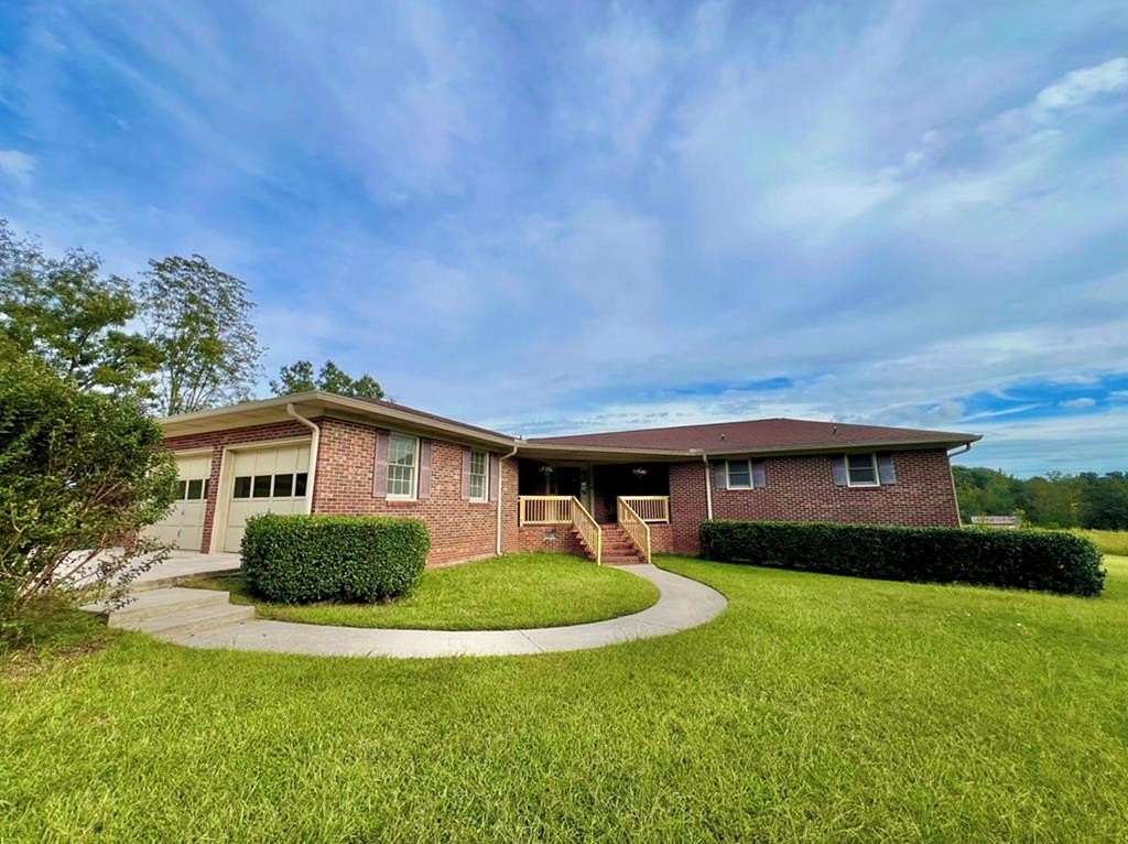 4.36 Acres of Residential Land with Home for Sale in Greenwood, South Carolina