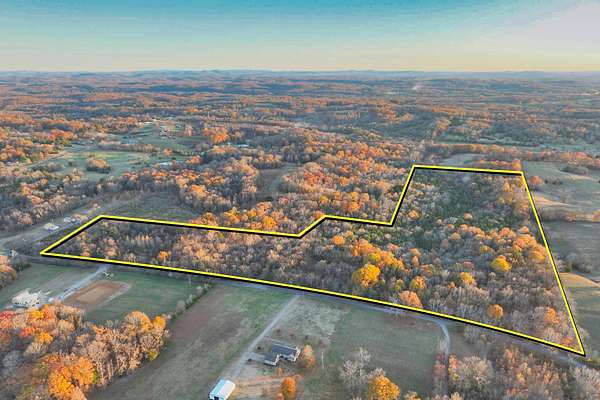 51.5 Acres of Recreational Land for Sale in Castalian Springs, Tennessee