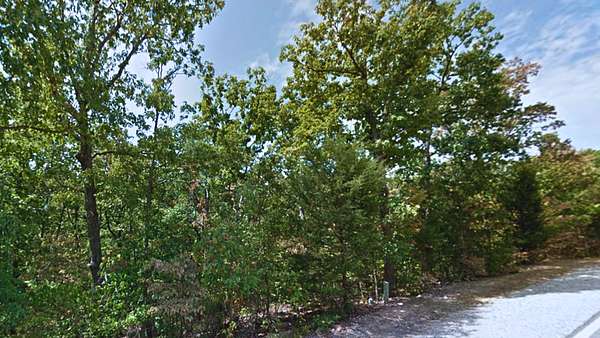 0.24 Acres of Residential Land for Sale in Village of Four Seasons, Missouri