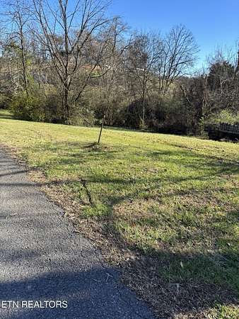 0.92 Acres of Residential Land for Sale in Heiskell, Tennessee