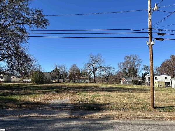 1 Acre of Residential Land for Sale in Laurens, South Carolina