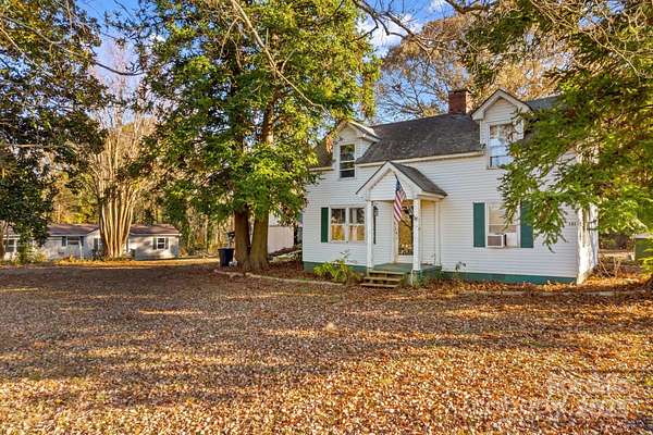 1.57 Acres of Residential Land with Home for Sale in Mocksville, North Carolina