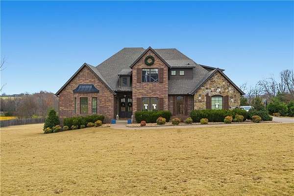 1.58 Acres of Residential Land with Home for Sale in Springdale, Arkansas