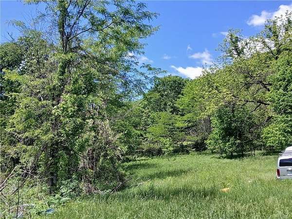 80 Acres of Recreational Land for Sale in Green Forest, Arkansas