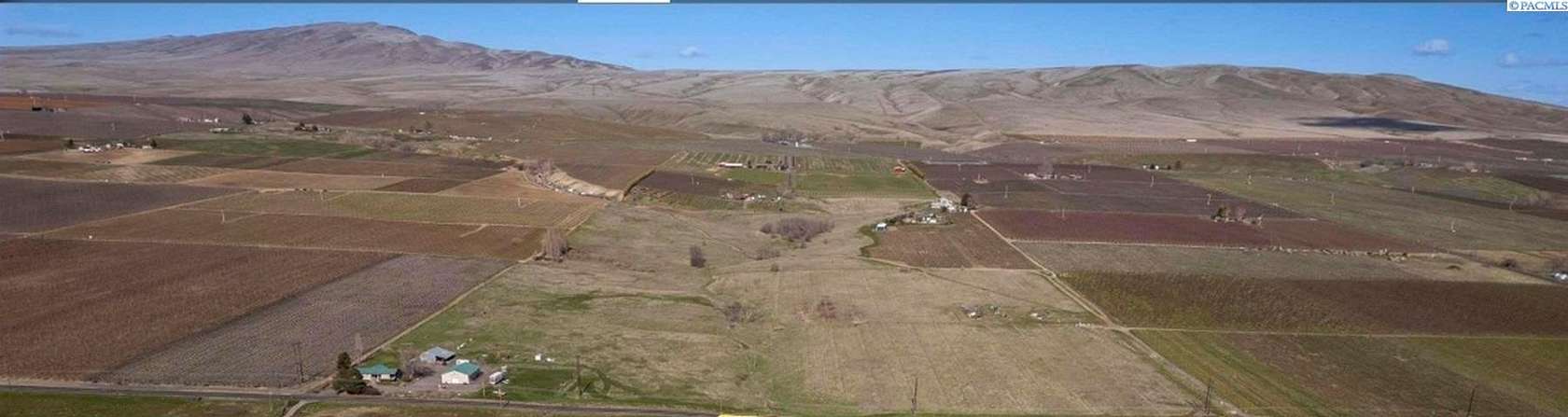 34 Acres of Land for Sale in Benton City, Washington