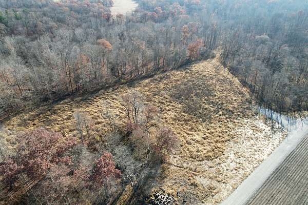 17 Acres of Recreational Land for Sale in Brazil, Indiana