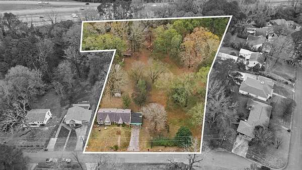3.2 Acres of Residential Land with Home for Sale in Oxford, Mississippi