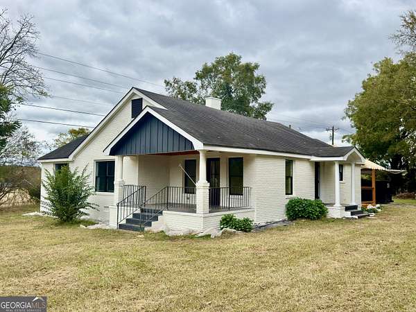 2.53 Acres of Residential Land with Home for Sale in Griffin, Georgia