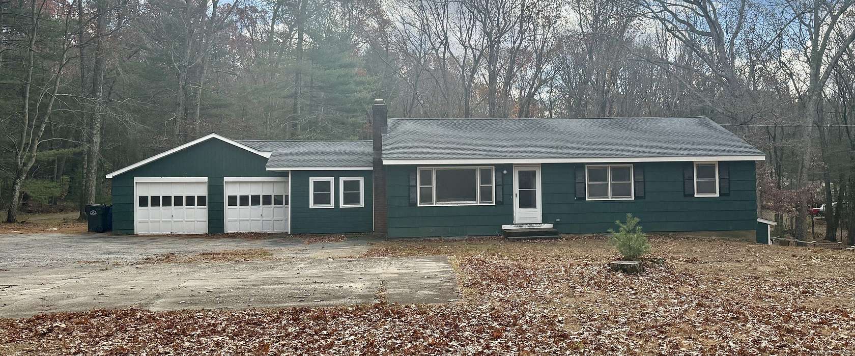 1.5 Acres of Residential Land with Home for Sale in Willington Town, Connecticut