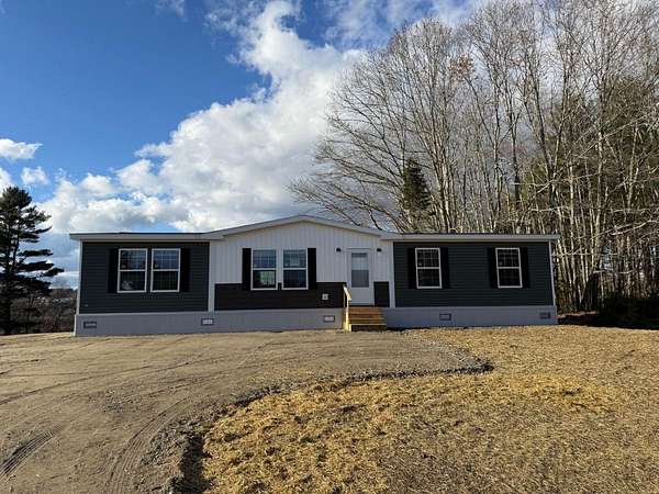 2 Acres of Land with Home for Sale in Waldoboro, Maine