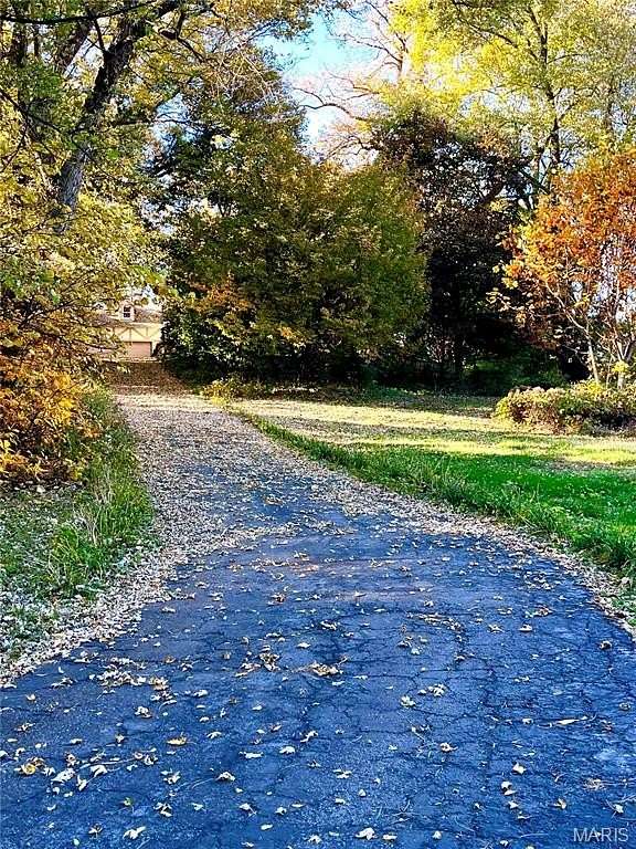 4 Acres of Residential Land with Home for Sale in Florissant, Missouri