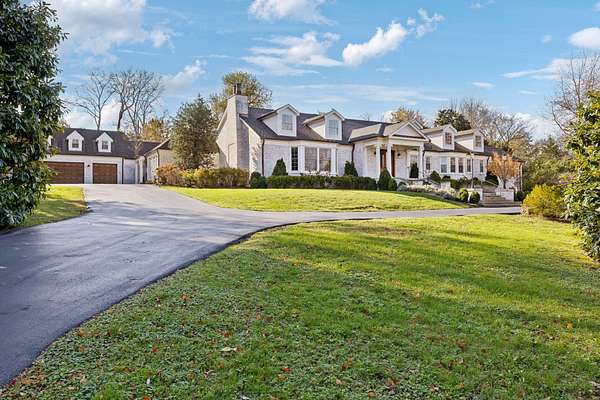 1.83 Acres of Residential Land with Home for Sale in Nashville, Tennessee