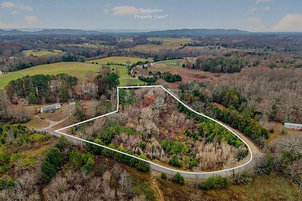 5.2 Acres of Land for Sale in Walling, Tennessee