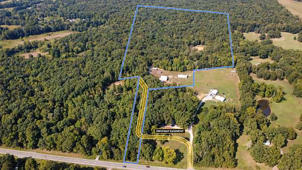 27.3 Acres of Recreational Land for Sale in Dickson, Tennessee