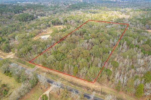 10.1 Acres of Land for Sale in Tyler, Texas