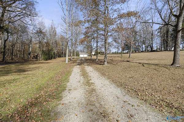 4.37 Acres of Residential Land with Home for Sale in New Market, Alabama