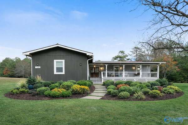 13.3 Acres of Land with Home for Sale in Gaylesville, Alabama