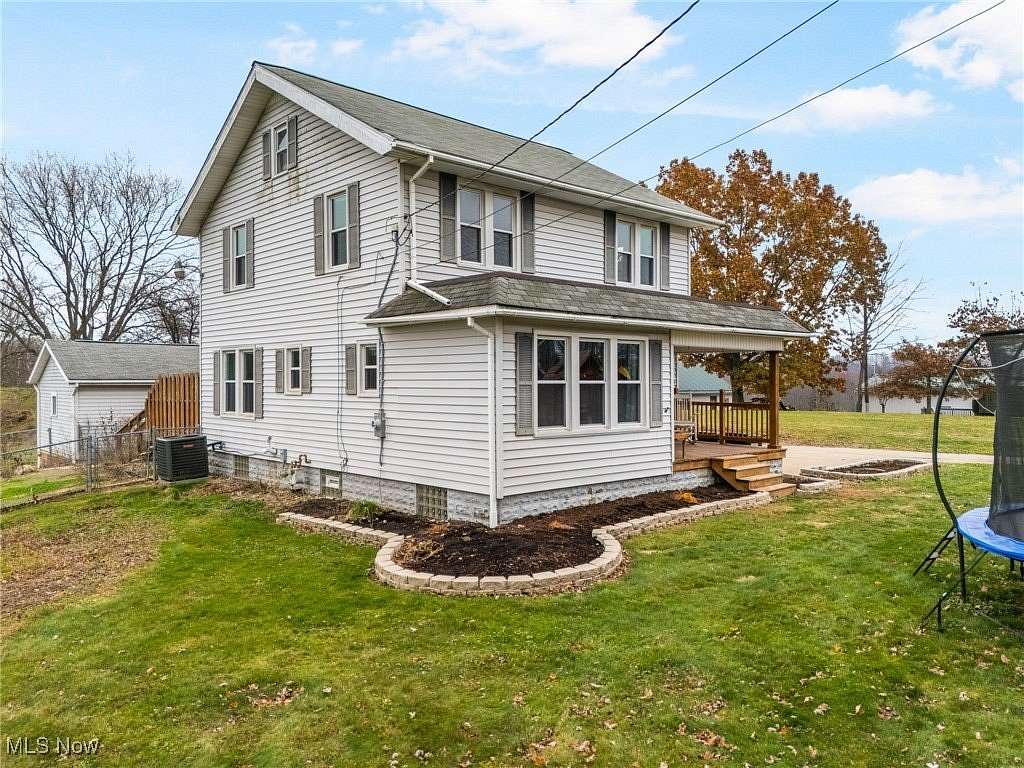 4.49 Acres of Residential Land with Home for Sale in Canton, Ohio