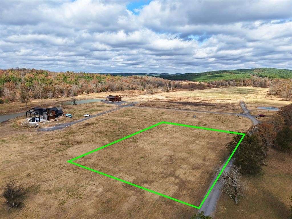 1 Acre of Residential Land for Sale in Broken Bow, Oklahoma